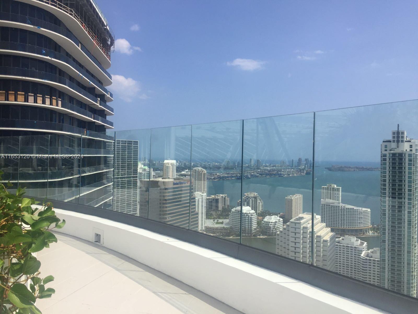 55 SW 9th St #2905, Miami FL 33130