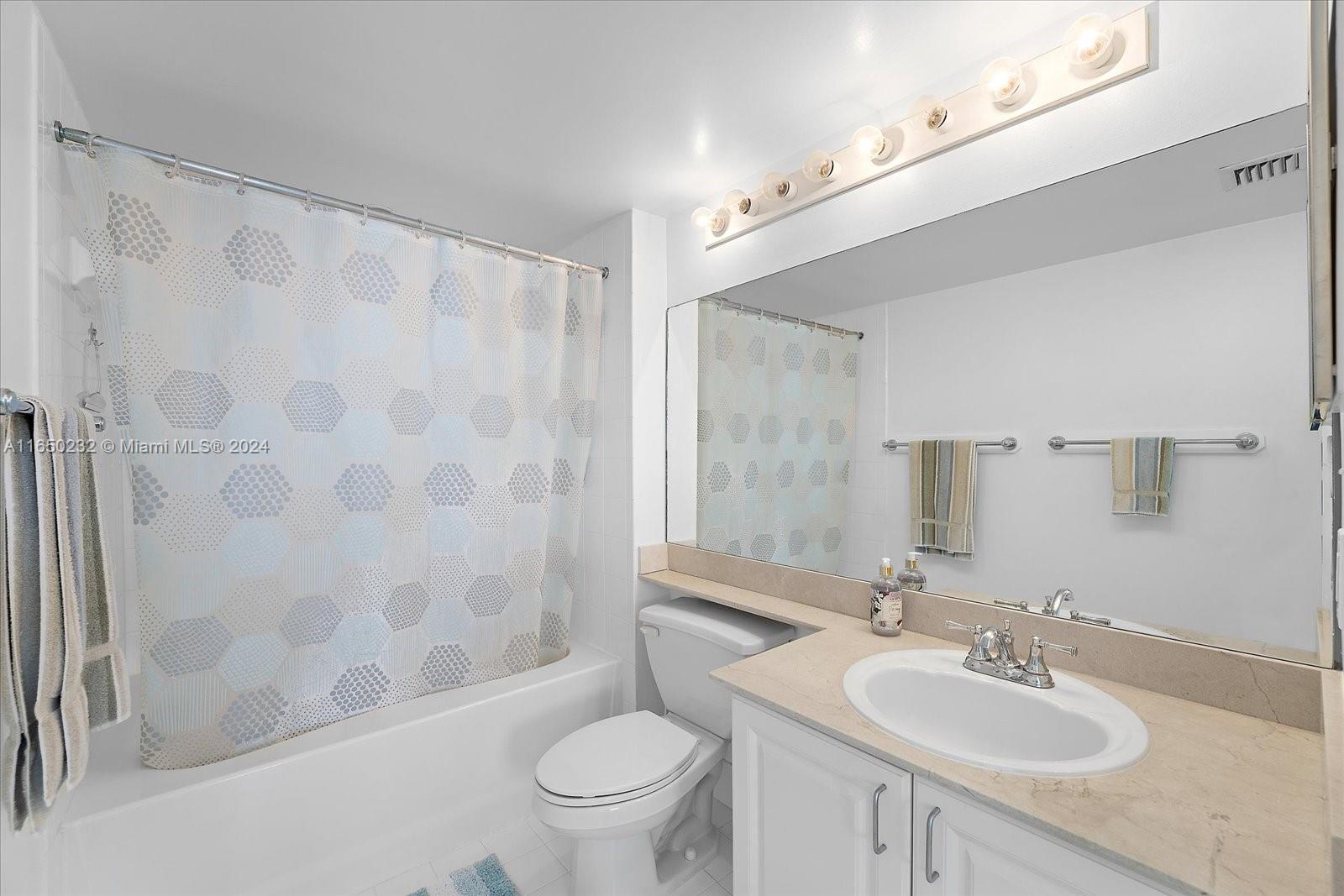 90 Alton Rd #2911, Miami Beach FL 33139