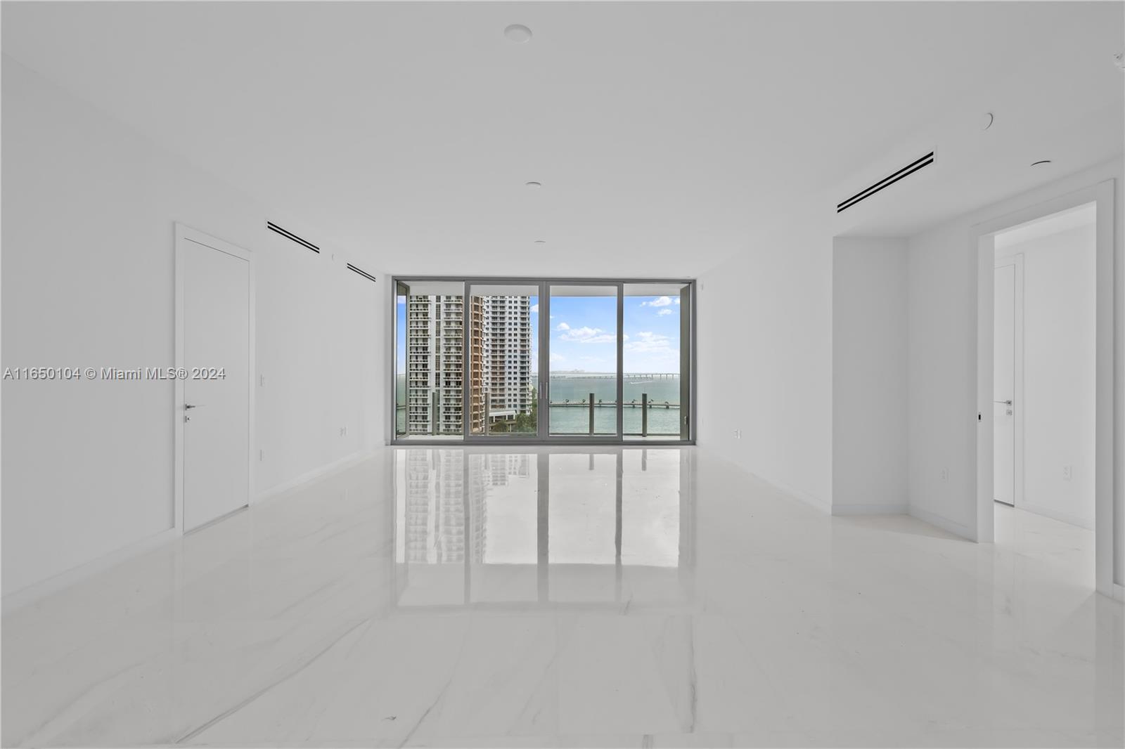 300 Biscayne Blvd Way #1103, Miami, Florida image 12