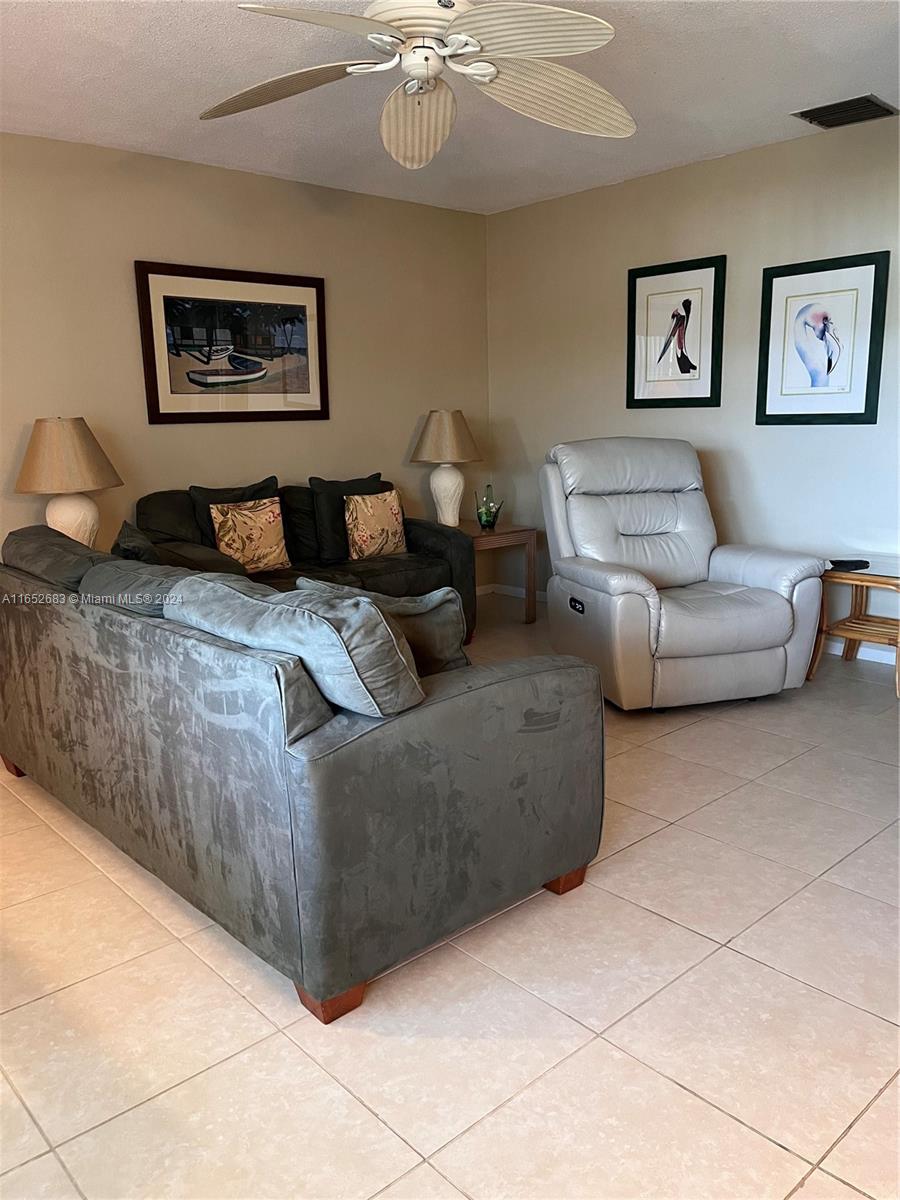 238 Hibiscus Ave #321, Lauderdale By The Sea, Florida image 17