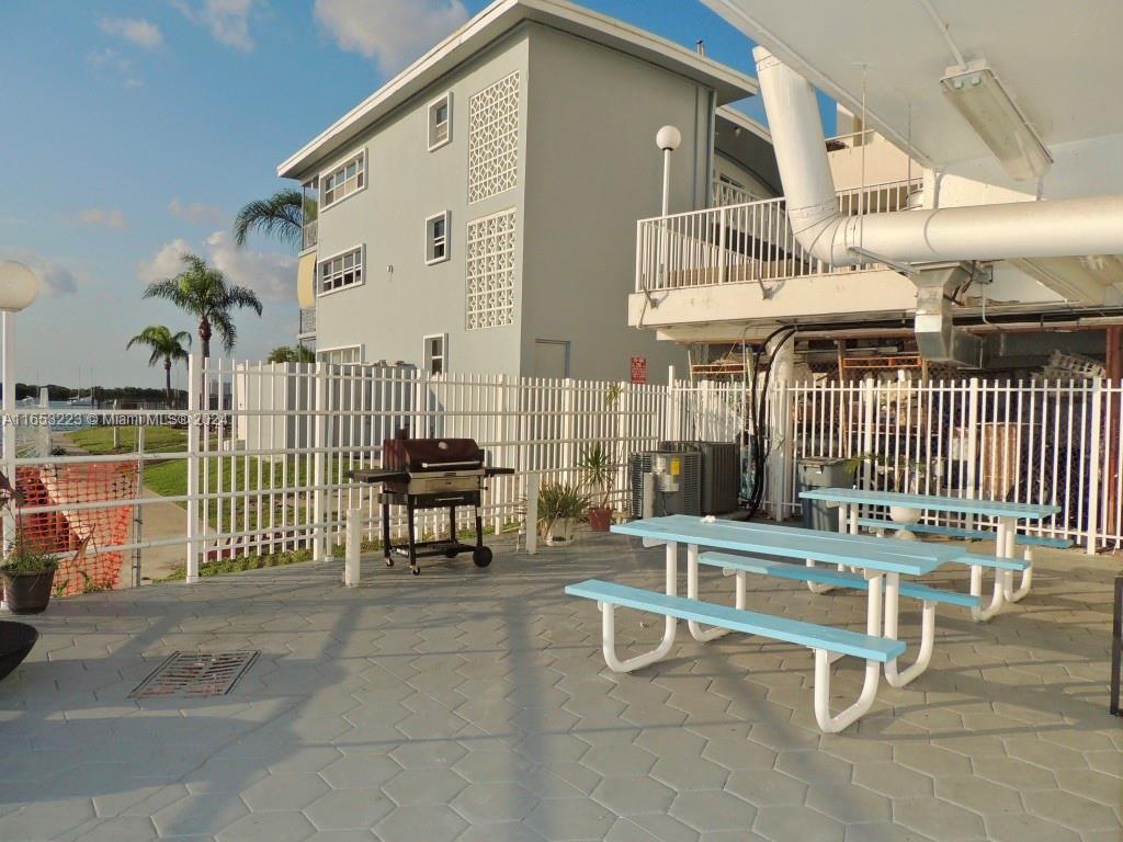 7904 West Dr #307, North Bay Village, Florida image 30