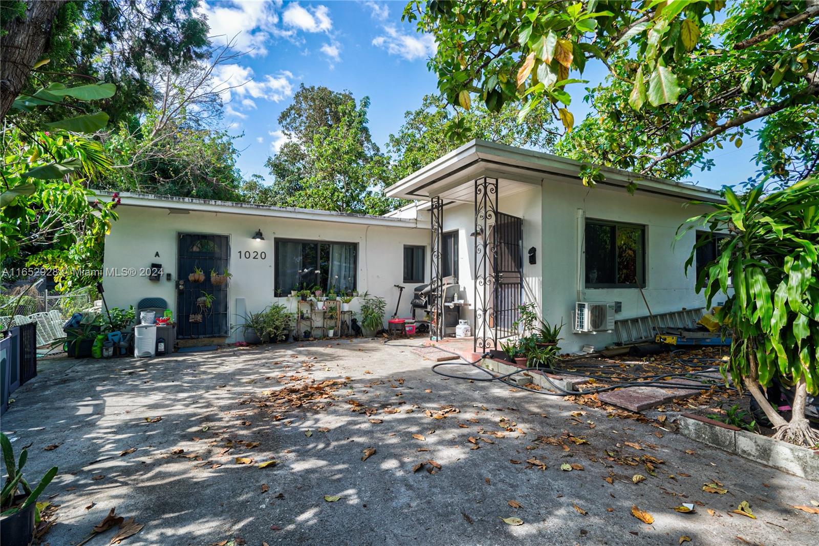 1020 NW 33rd St, Miami, Florida image 1