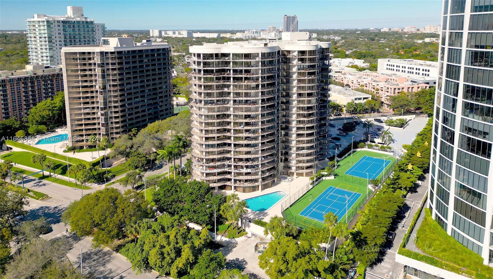 2843 S Bayshore Dr #8B, Coconut Grove, Florida image 23