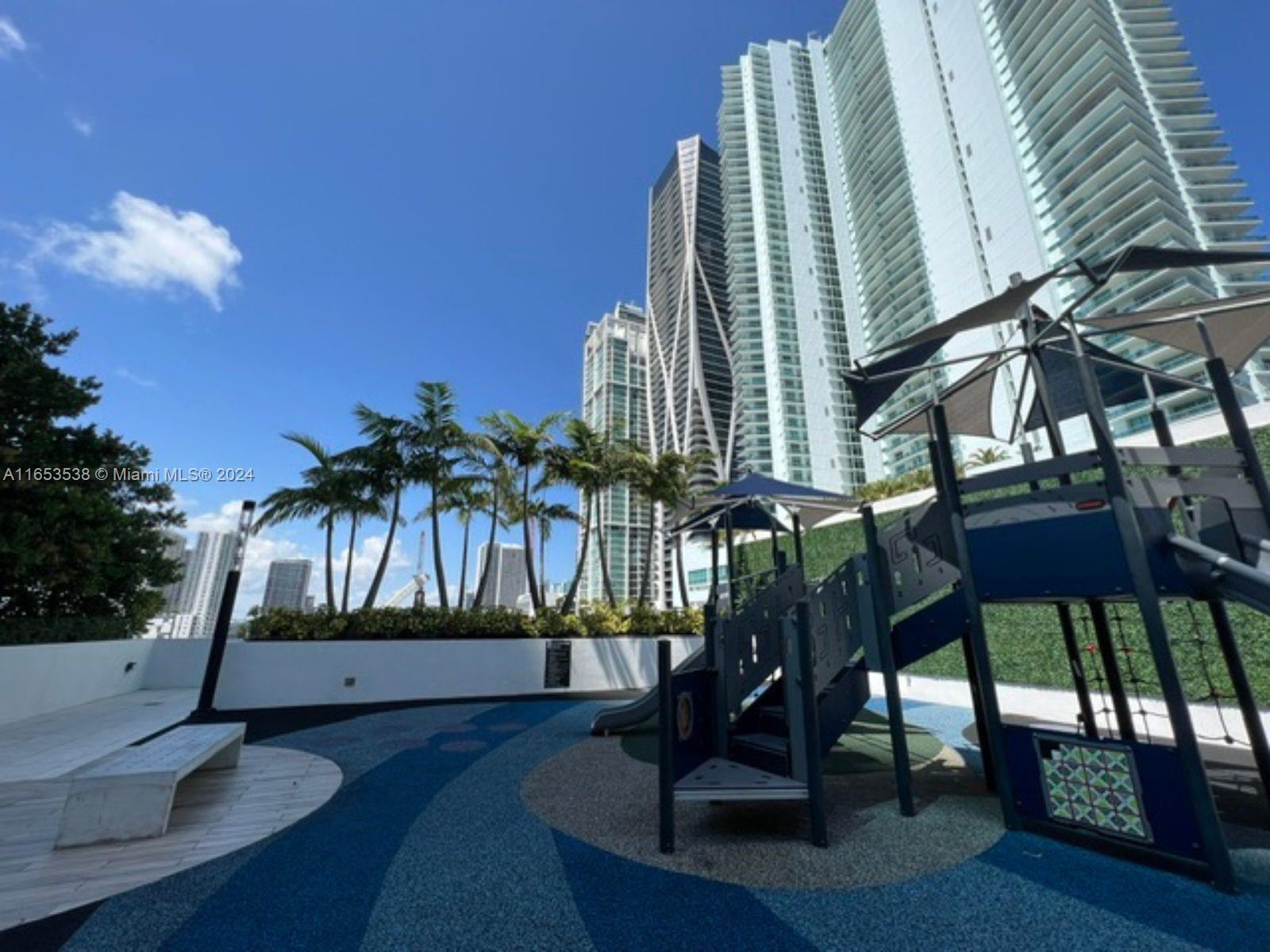 851 NE 1st Ave #1608, Miami, Florida image 13