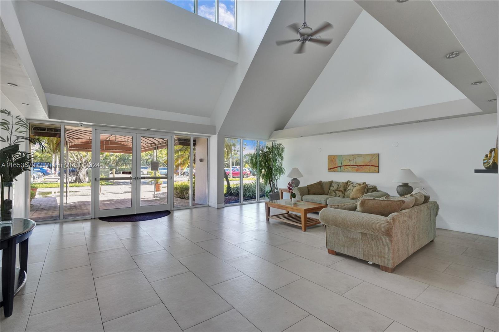 100 Lakeview Dr #314, Weston, Florida image 26