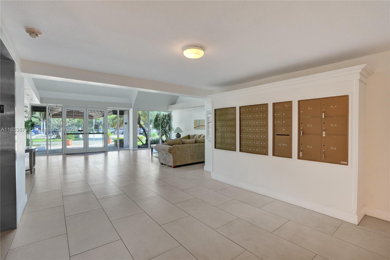 100 Lakeview Dr #314, Weston, Florida image 29