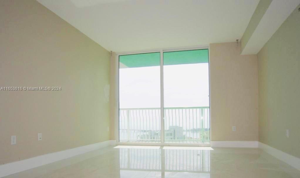 1200 Brickell Bay Dr #3803, Miami, Florida image 4