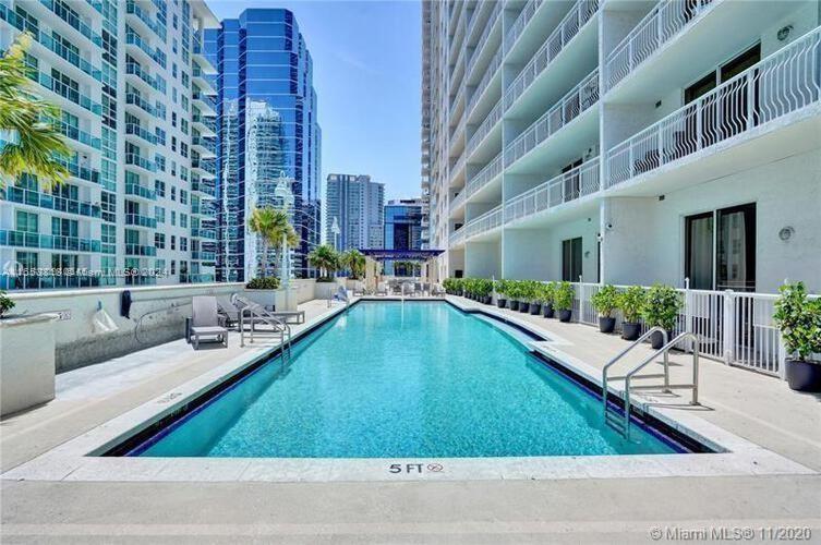 1200 Brickell Bay Dr #3803, Miami, Florida image 7