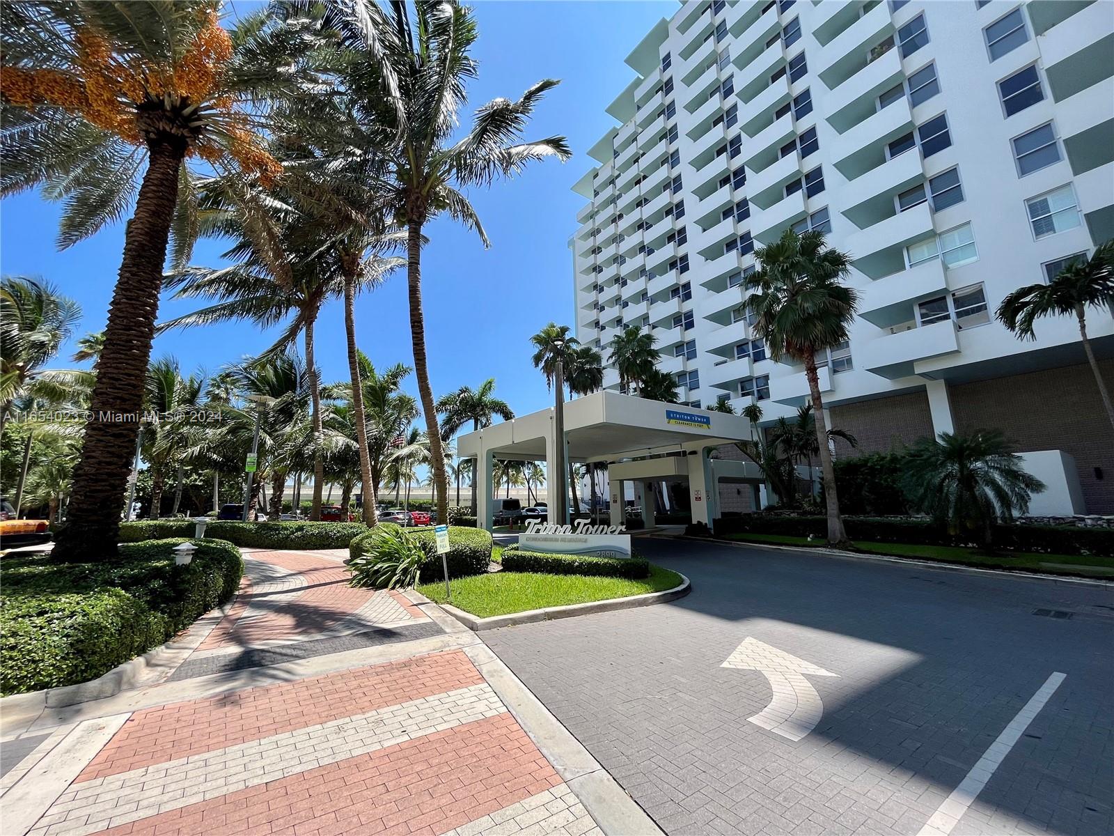 2899 Collins Ave #820, Miami Beach, Florida image 16