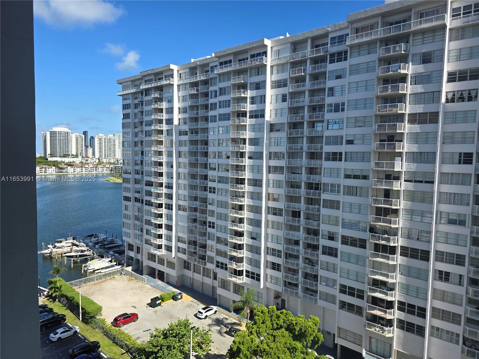 2750 NE 183rd St #1212, Aventura, Florida image 14