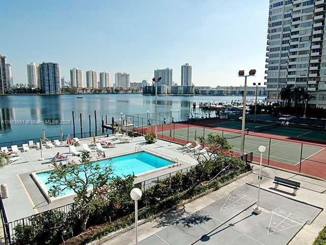 2750 NE 183rd St #1212, Aventura, Florida image 17