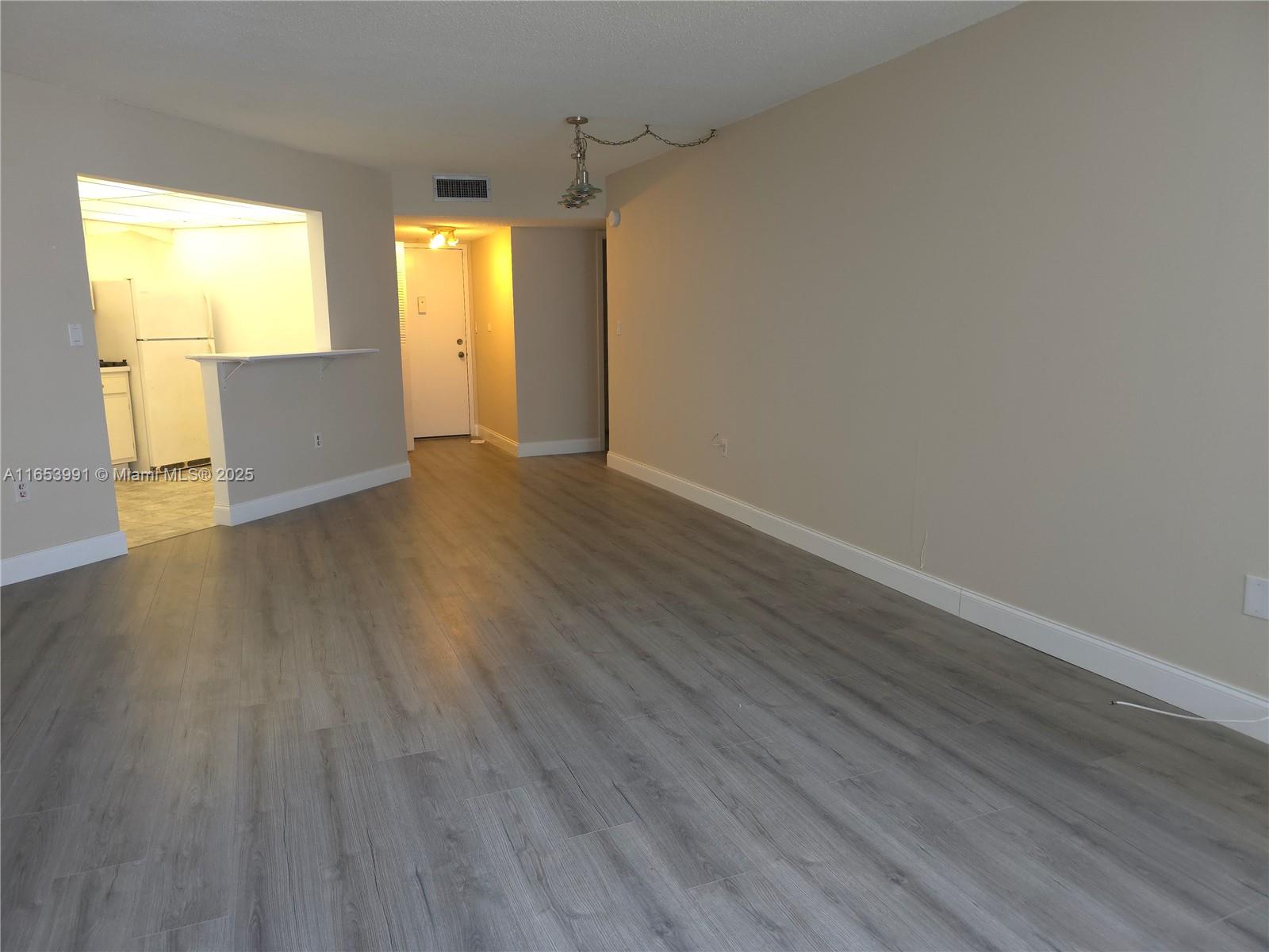 2750 NE 183rd St #1212, Aventura, Florida image 4