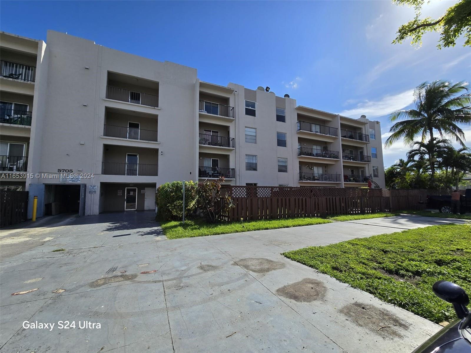 5705 W 20th Ave #307, Hialeah, Florida image 9