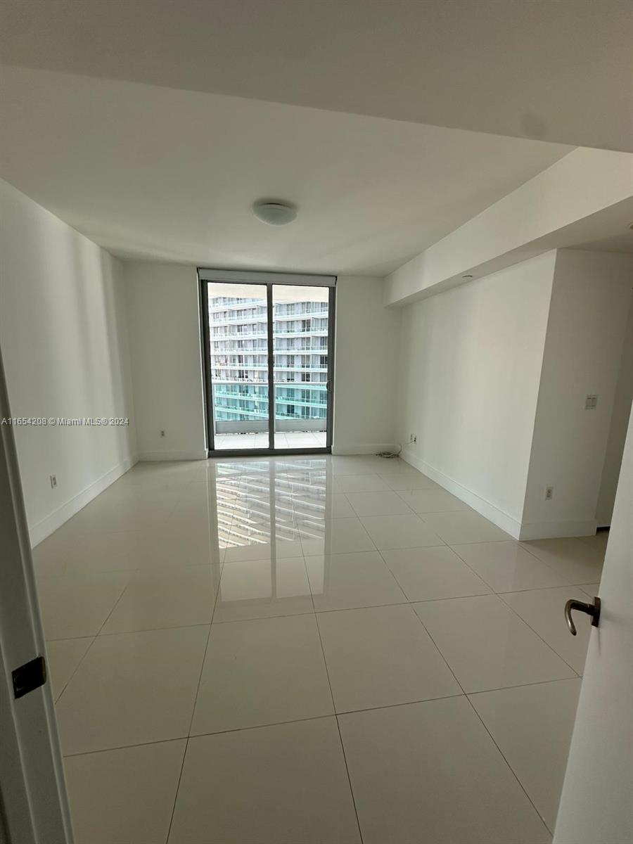 1331 Brickell Bay Dr #2208, Miami FL 33131