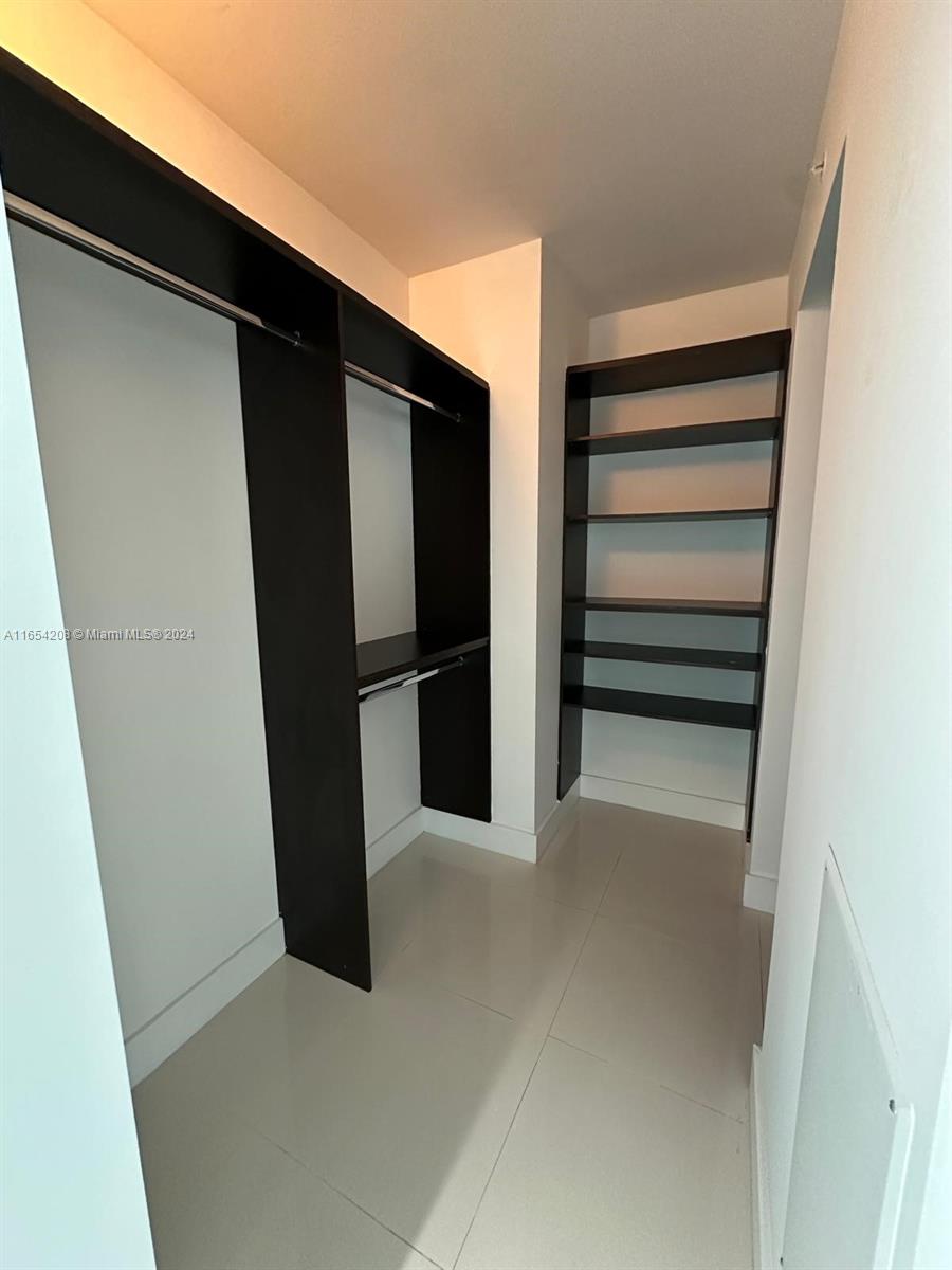 1331 Brickell Bay Dr #2208, Miami FL 33131