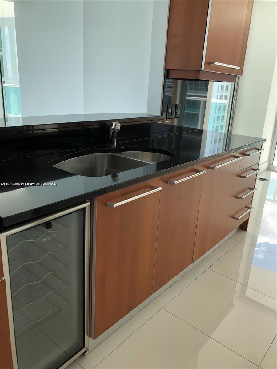 1331 Brickell Bay Dr #2208, Miami FL 33131