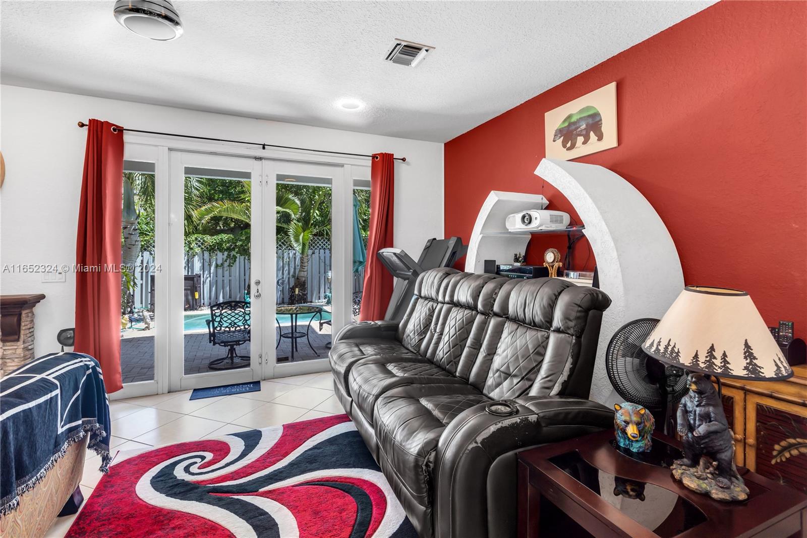 1118 NE 1st Ave, Fort Lauderdale, Florida image 12