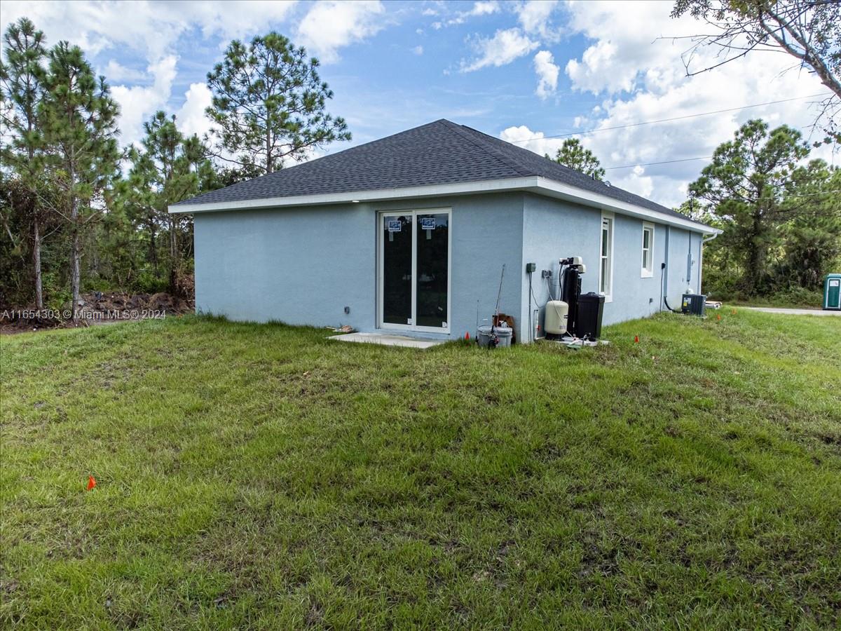 1025 Binkley St E, Lehigh Acres, Florida image 25