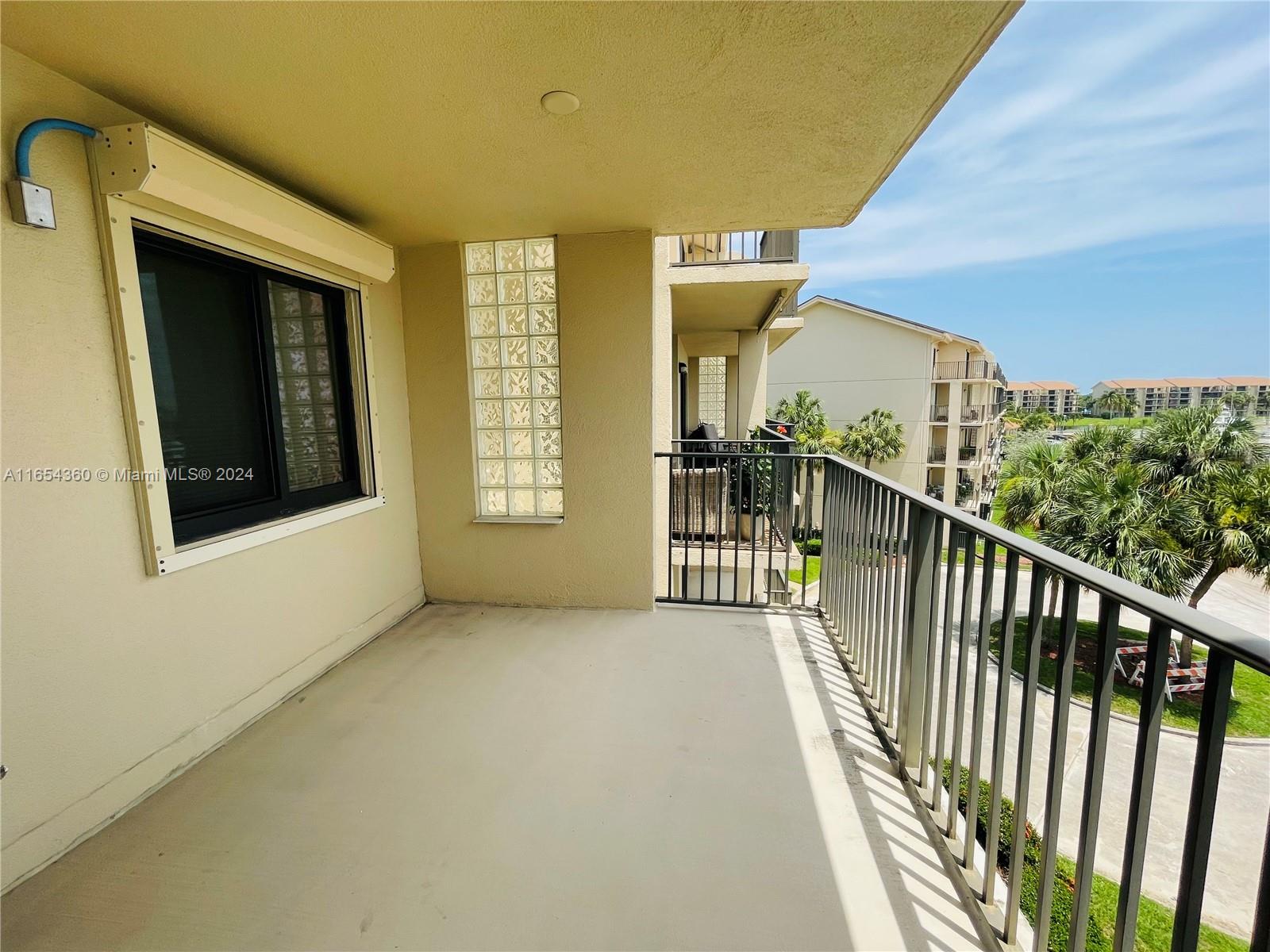 1501 Marina Isle Way #403, Jupiter, Florida image 11