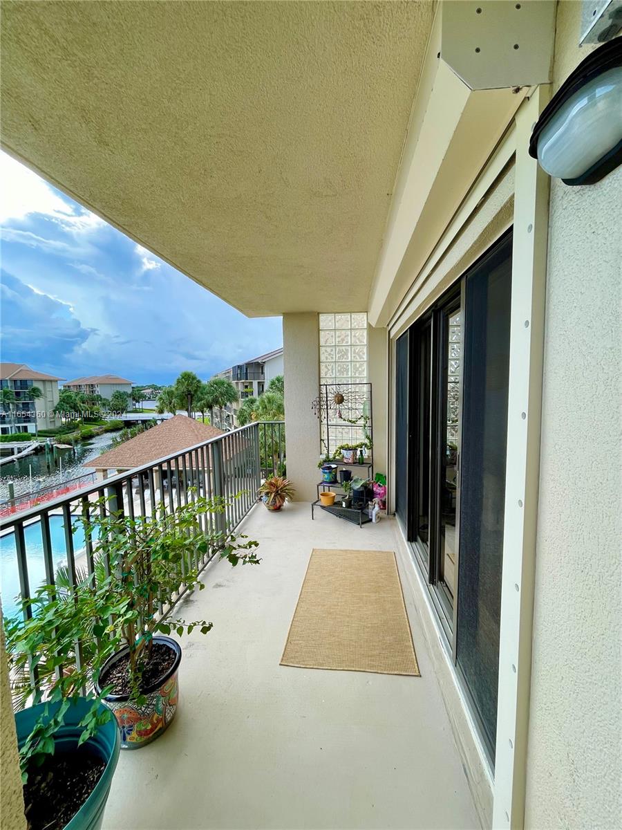 1501 Marina Isle Way #403, Jupiter, Florida image 12