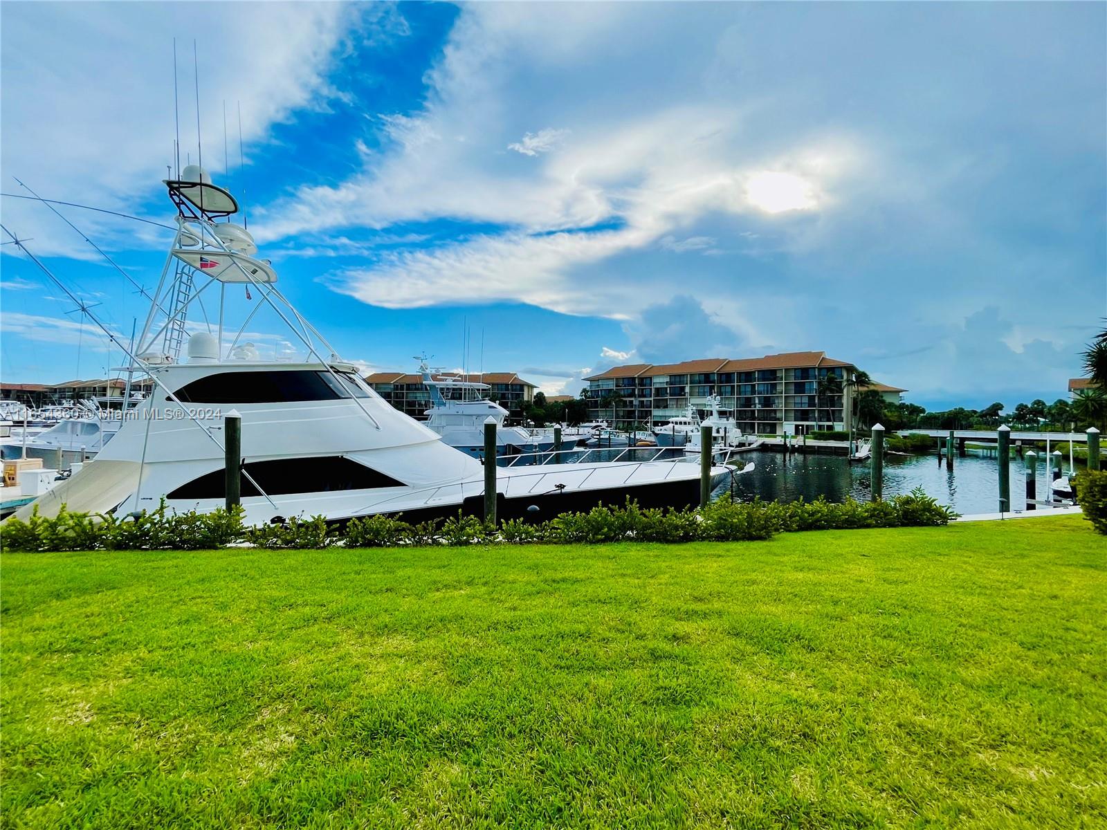 1501 Marina Isle Way #403, Jupiter, Florida image 38