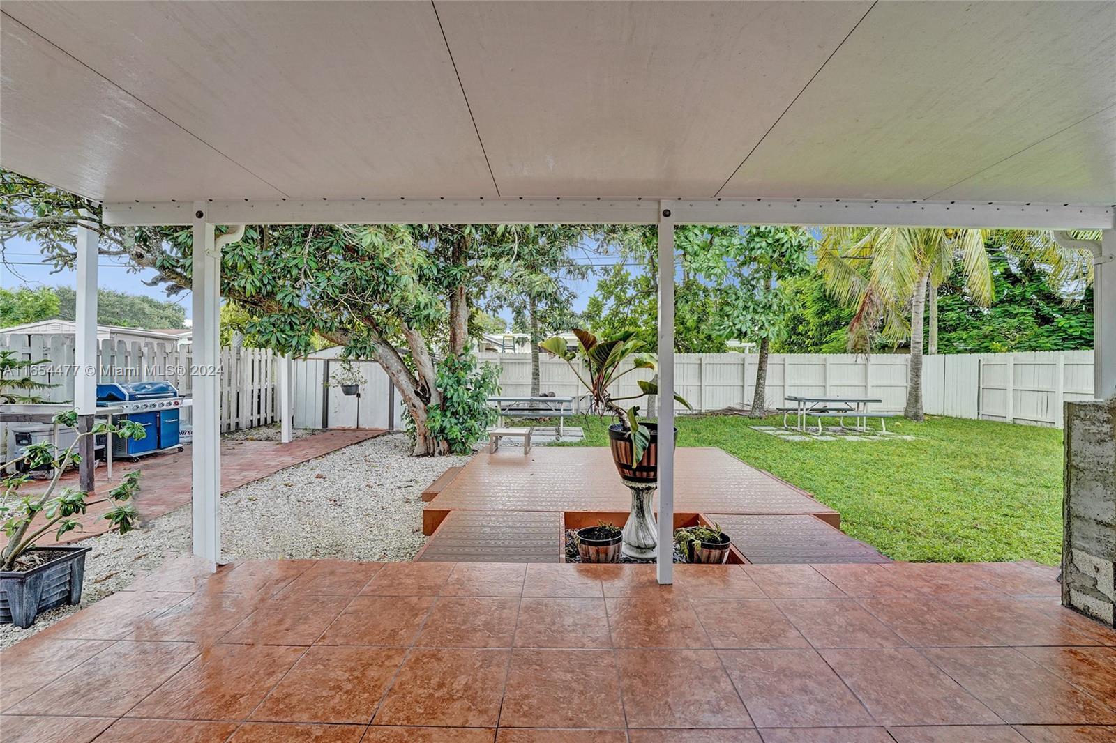 Listing Photo 23