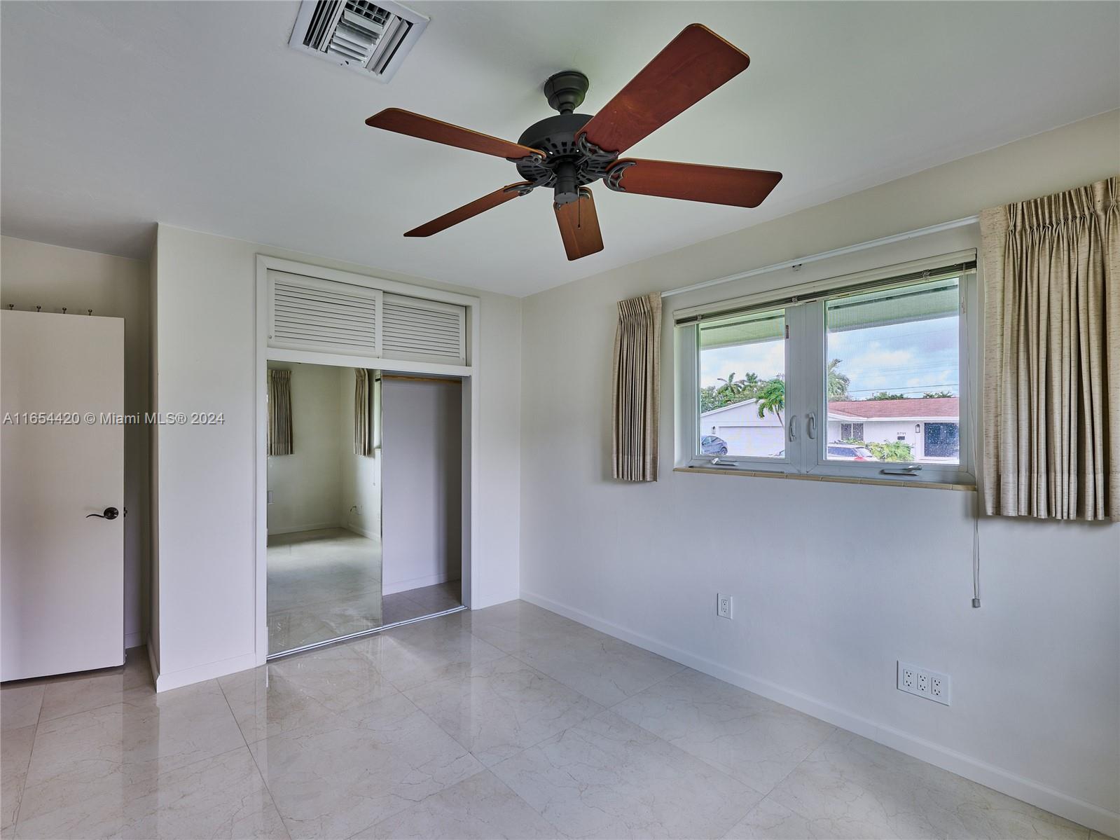 Listing Photo 33