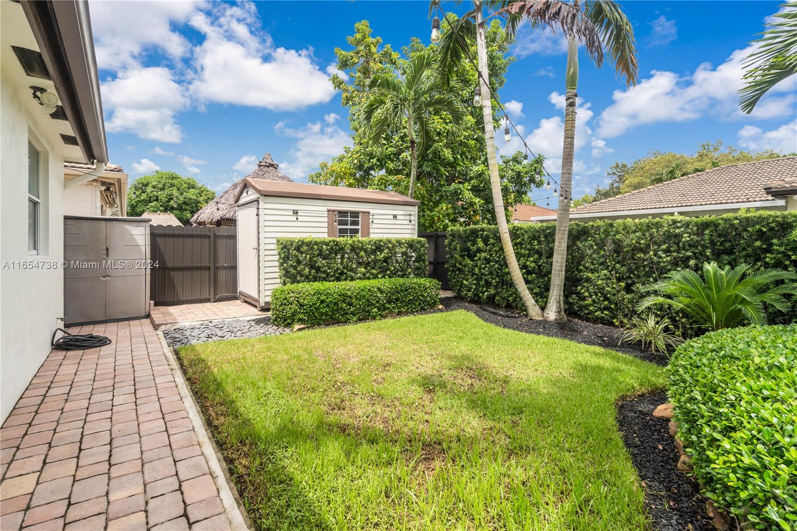 8815 NW 168th St, Miami Lakes, Florida image 29