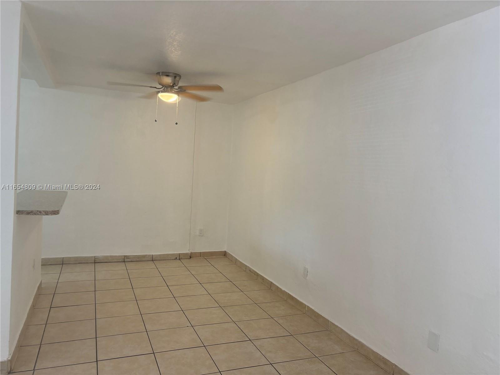 1245 W 24th St #102, Hialeah, Florida image 3