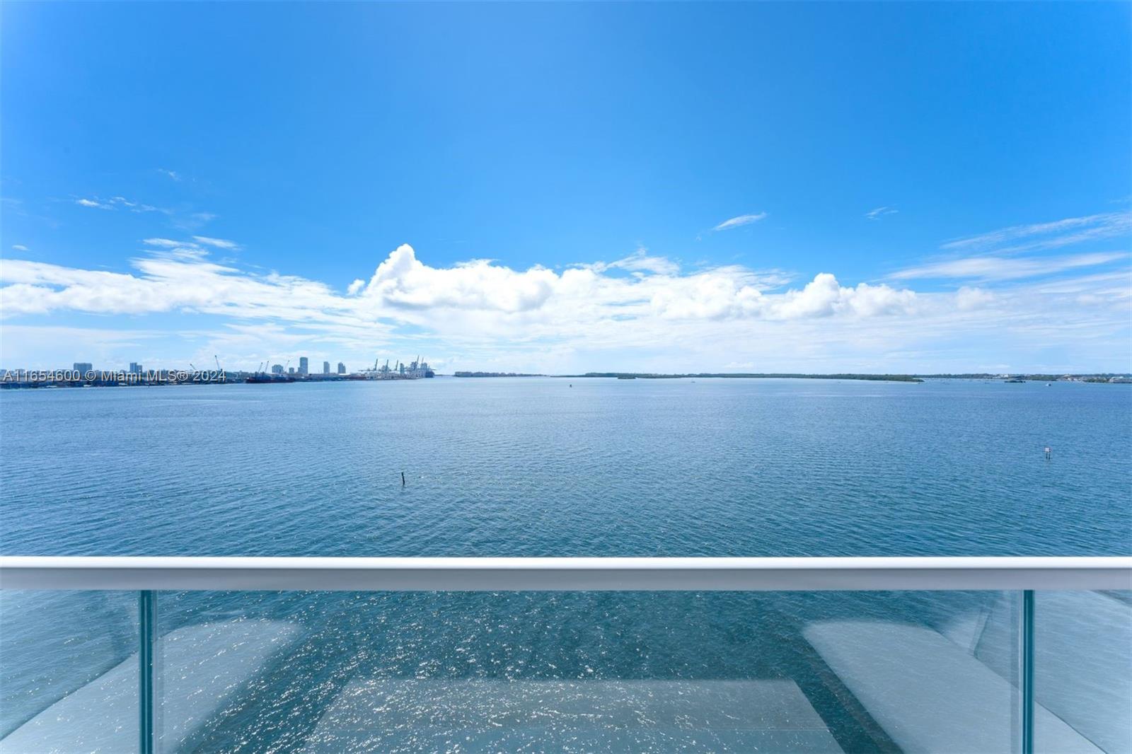 800 Claughton Island Dr #1002, Miami FL 33131