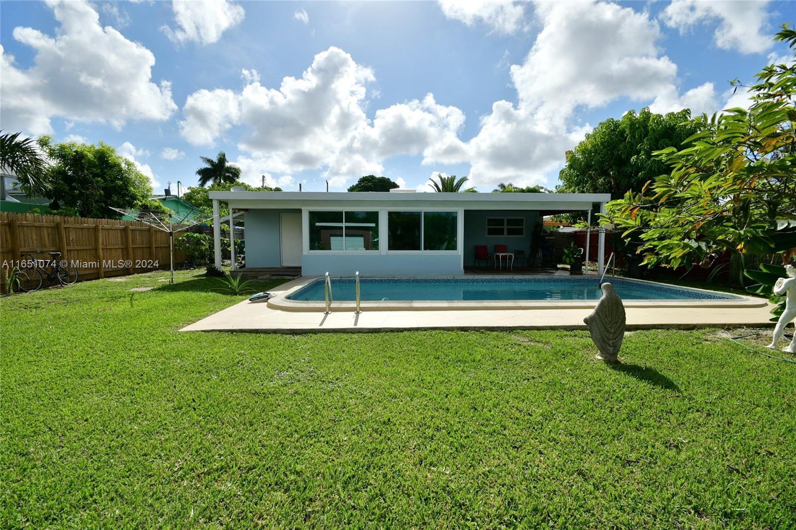 4671 SW 35th Ave, Dania Beach, Florida image 24