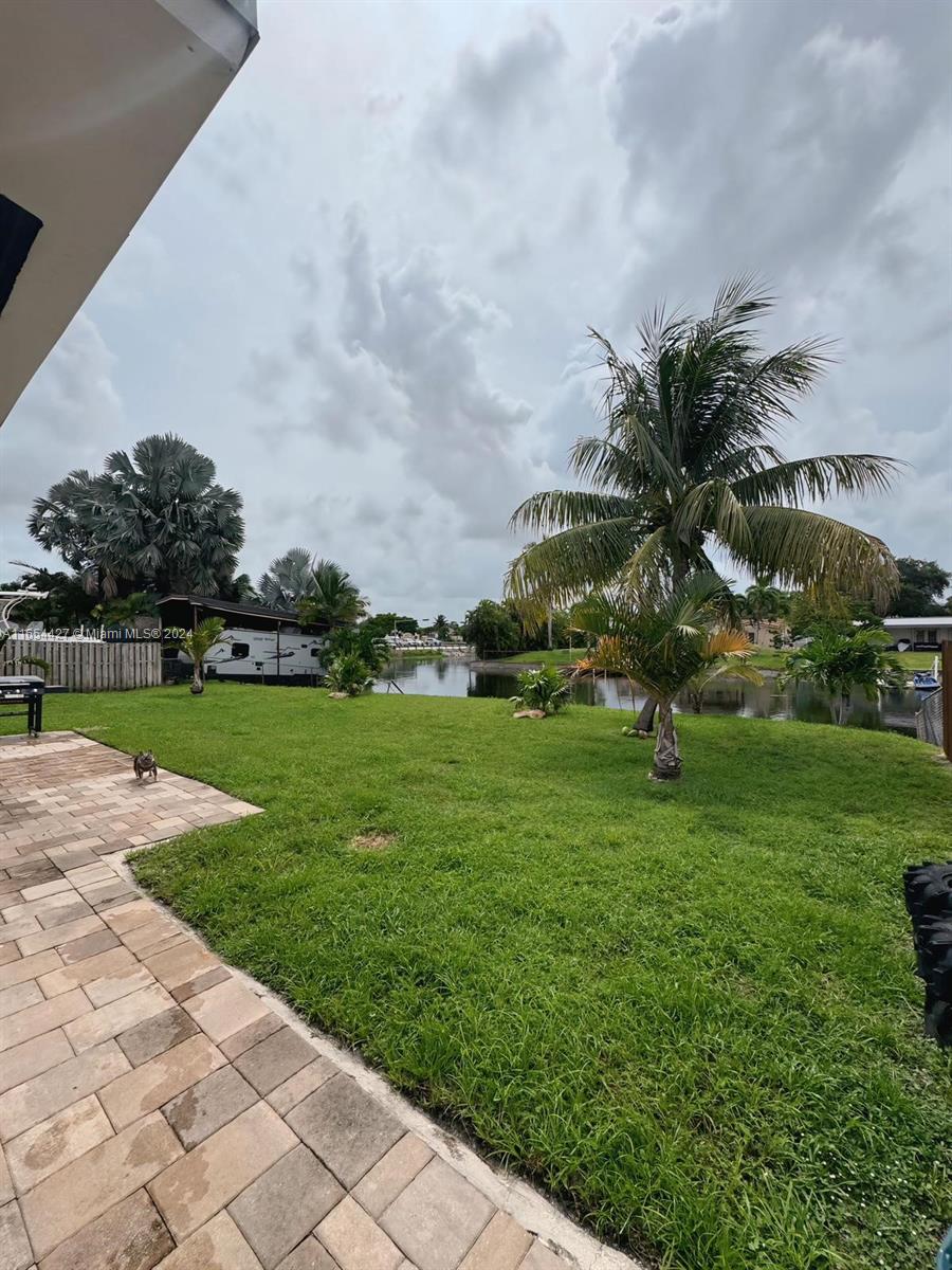 17030 NW 86th Ave, Hialeah, Florida image 20