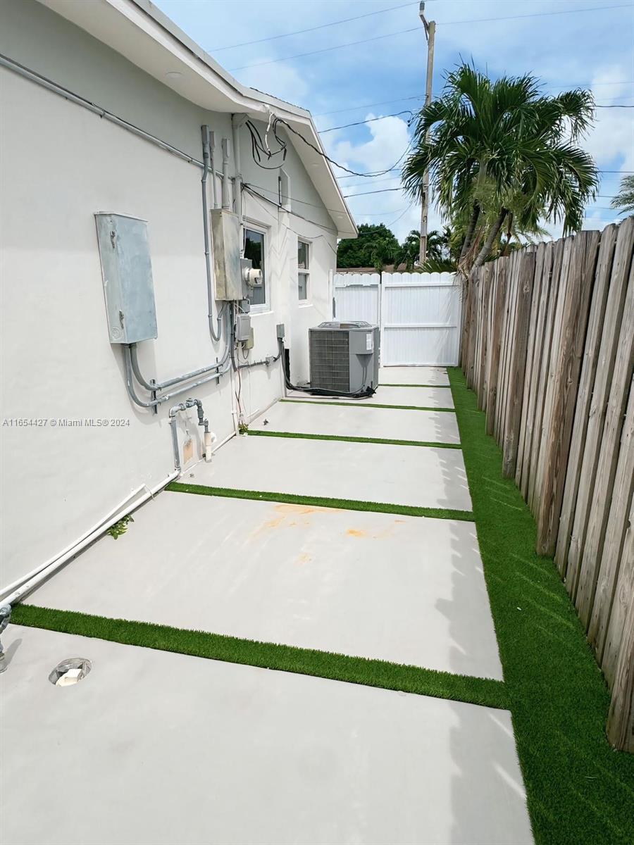 17030 NW 86th Ave, Hialeah, Florida image 5