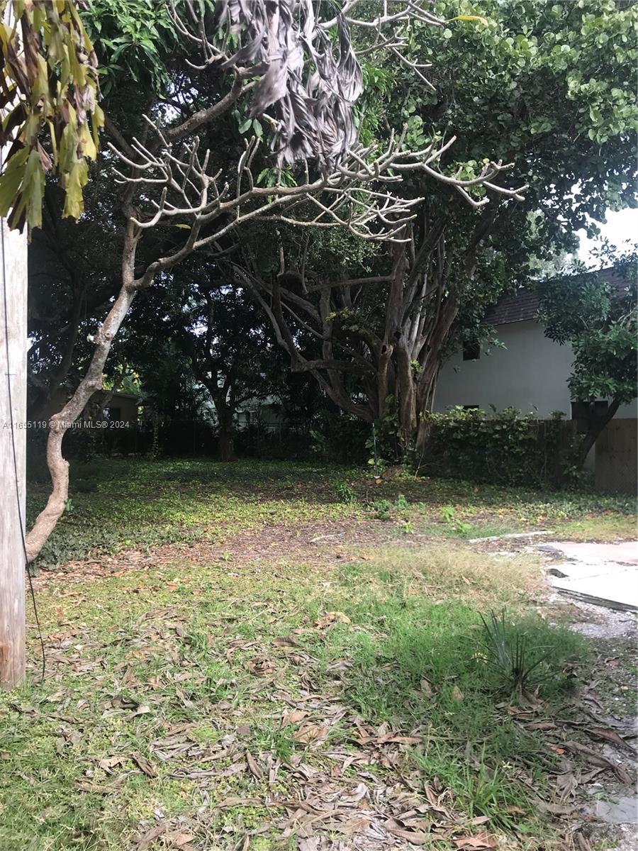 611 NE 26th St, Wilton Manors, Florida image 3