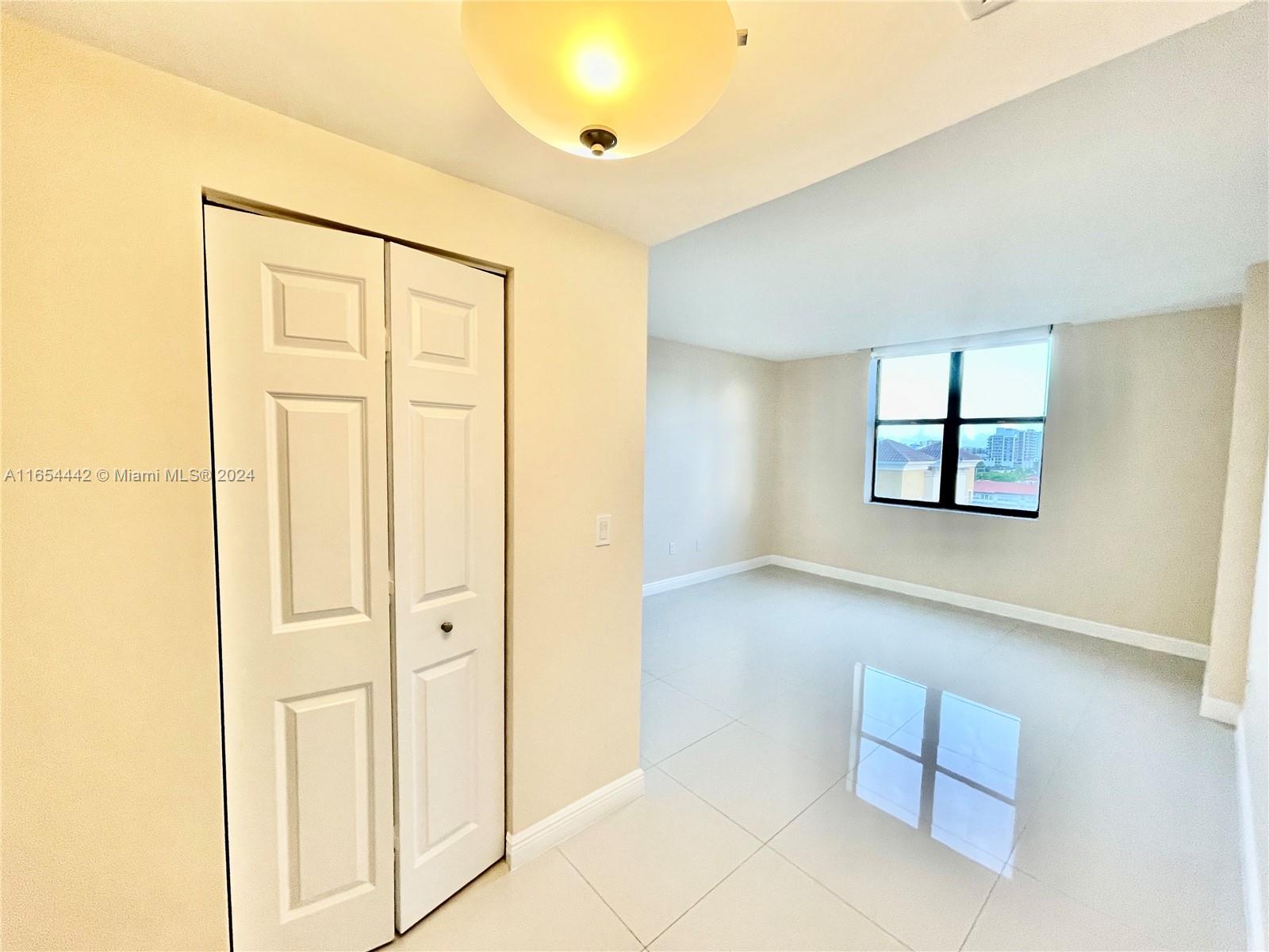 888 S Douglas Rd #702, Coral Gables, Florida image 16