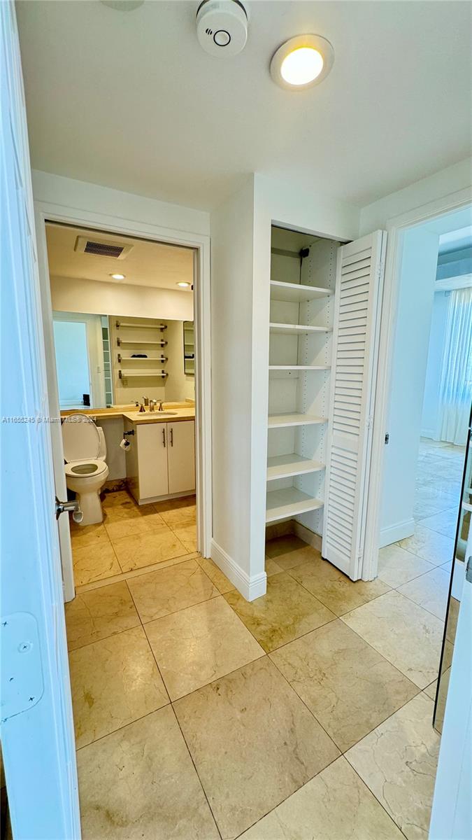 151 Crandon Blvd #838, Key Biscayne, Florida image 15