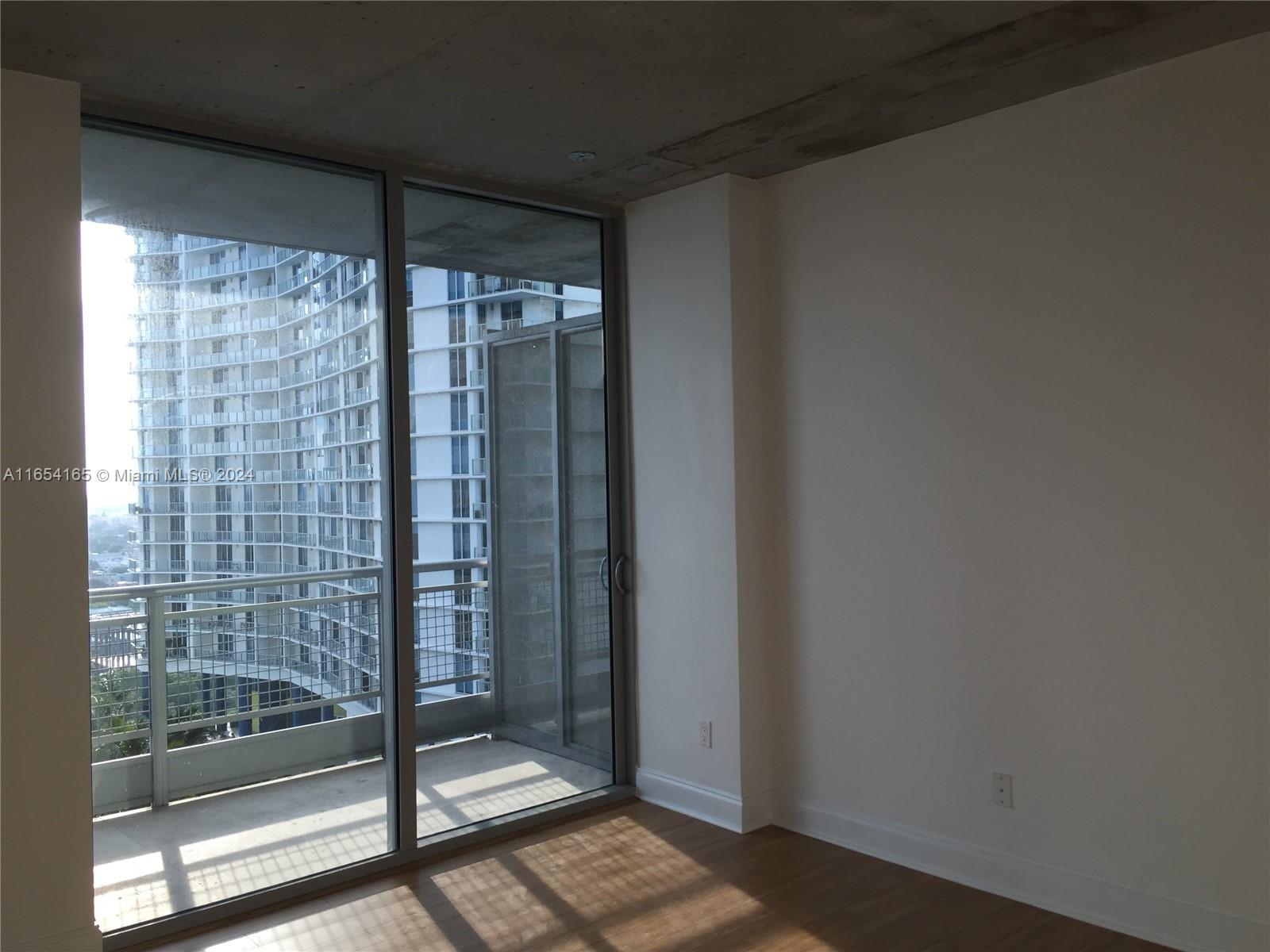 690 SW 1st Ct #2122, Miami FL 33130