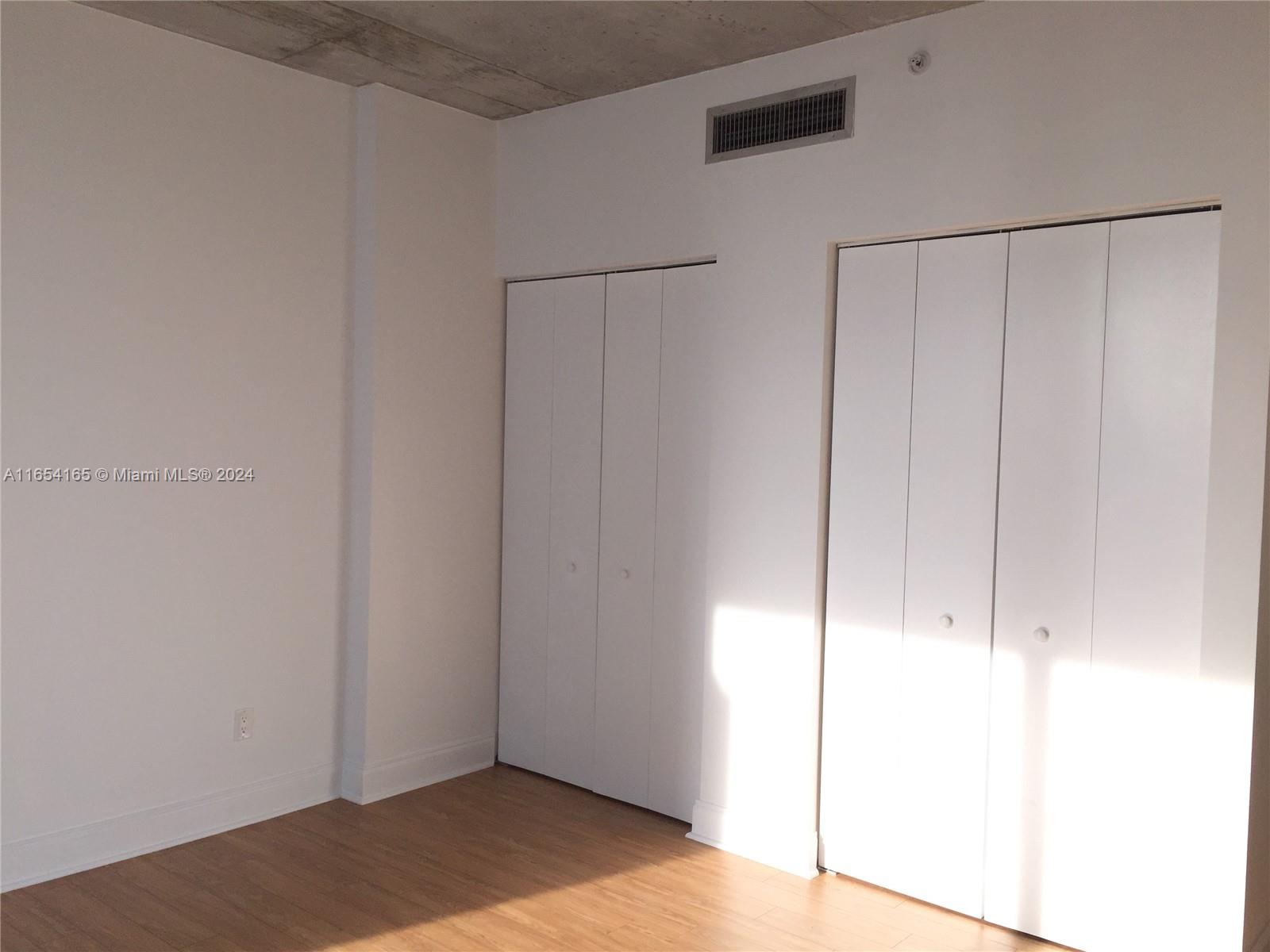 690 SW 1st Ct #2122, Miami FL 33130