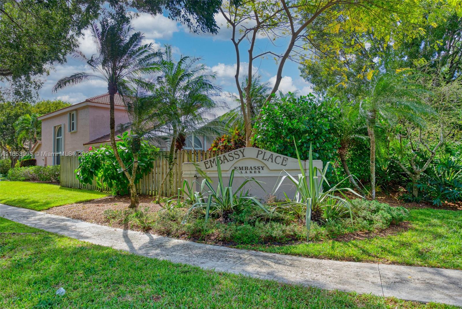 10362 Lima St, Cooper City, Florida image 36