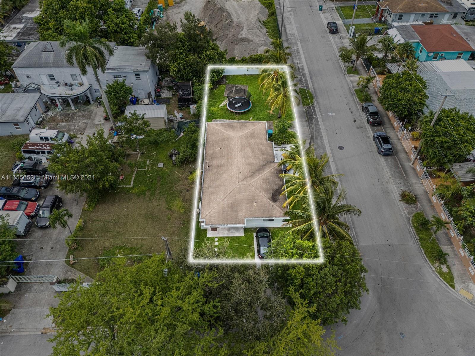 301 NW 34th St, Miami, Florida image 2