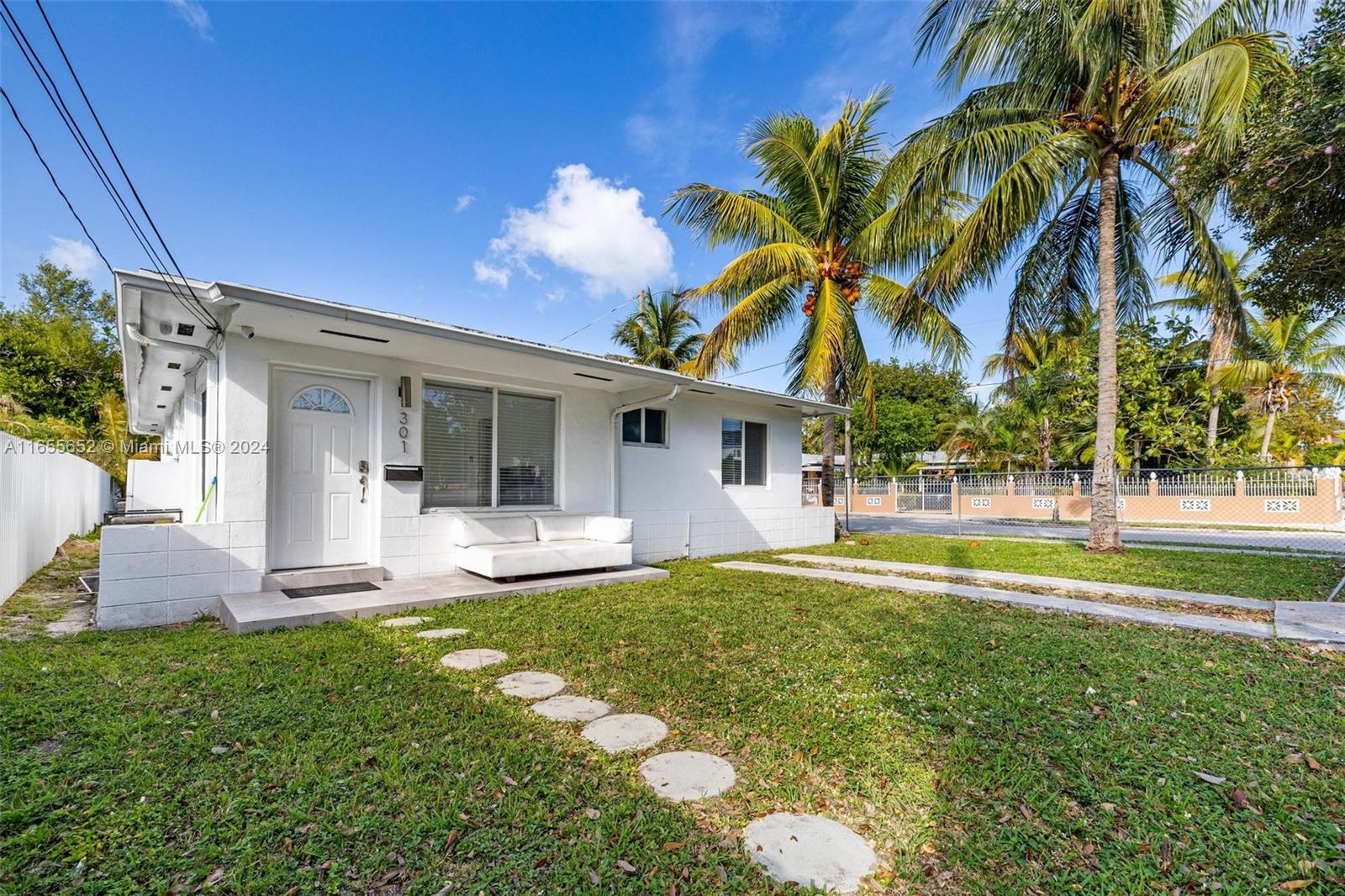 301 NW 34th St, Miami, Florida image 29