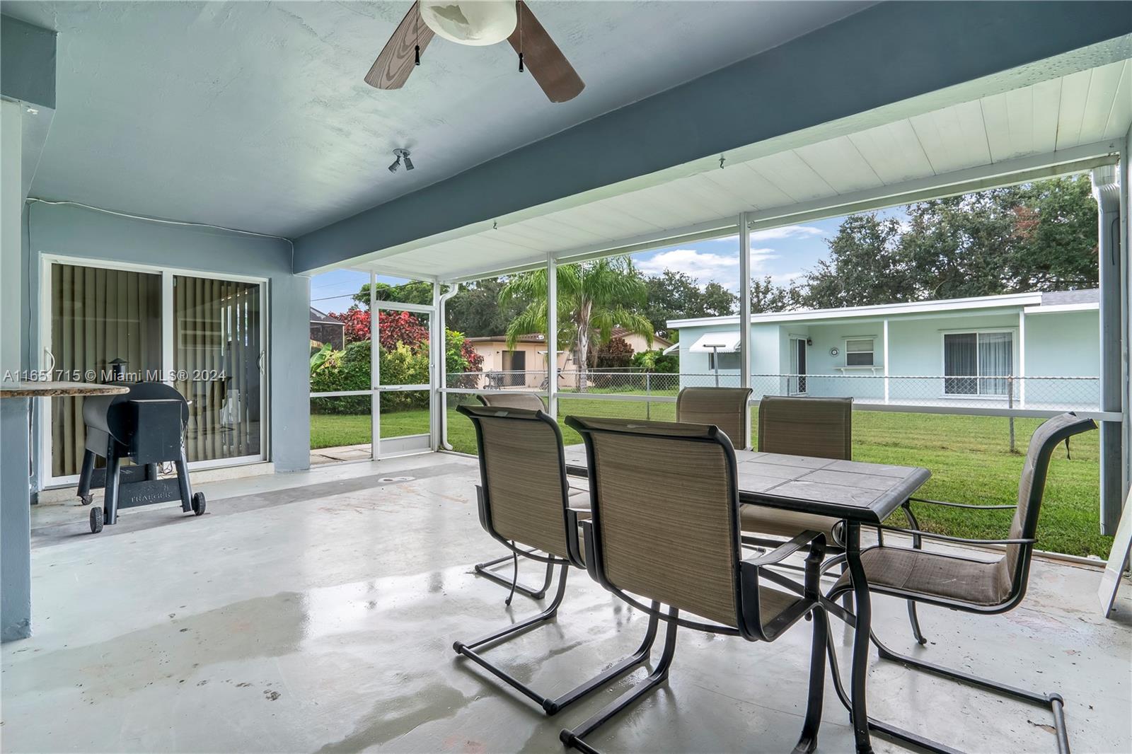 8953 SW 53rd St, Cooper City, Florida image 33