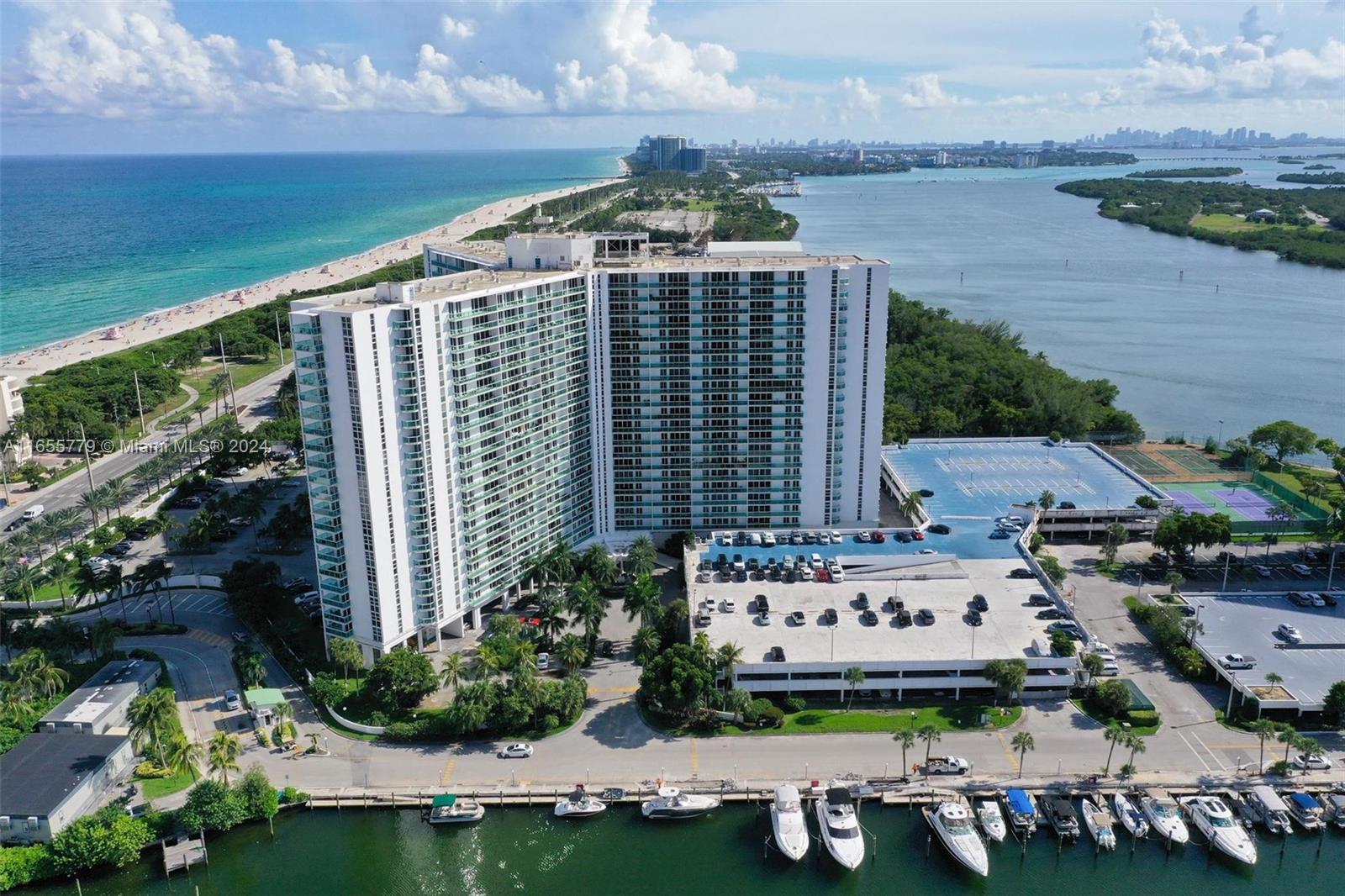 100 Bayview Dr #215, Sunny Isles Beach, Florida image 2