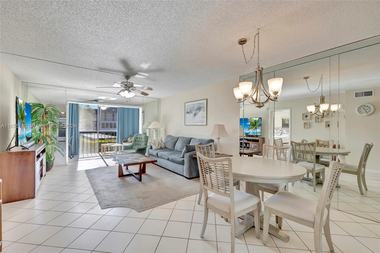 7857 Golf Cir Dr #212, Margate, Florida image 2