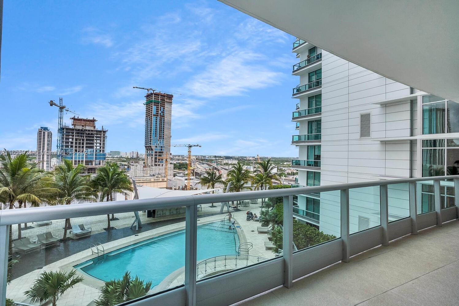 900 Biscayne Blvd #2009, Miami FL 33132