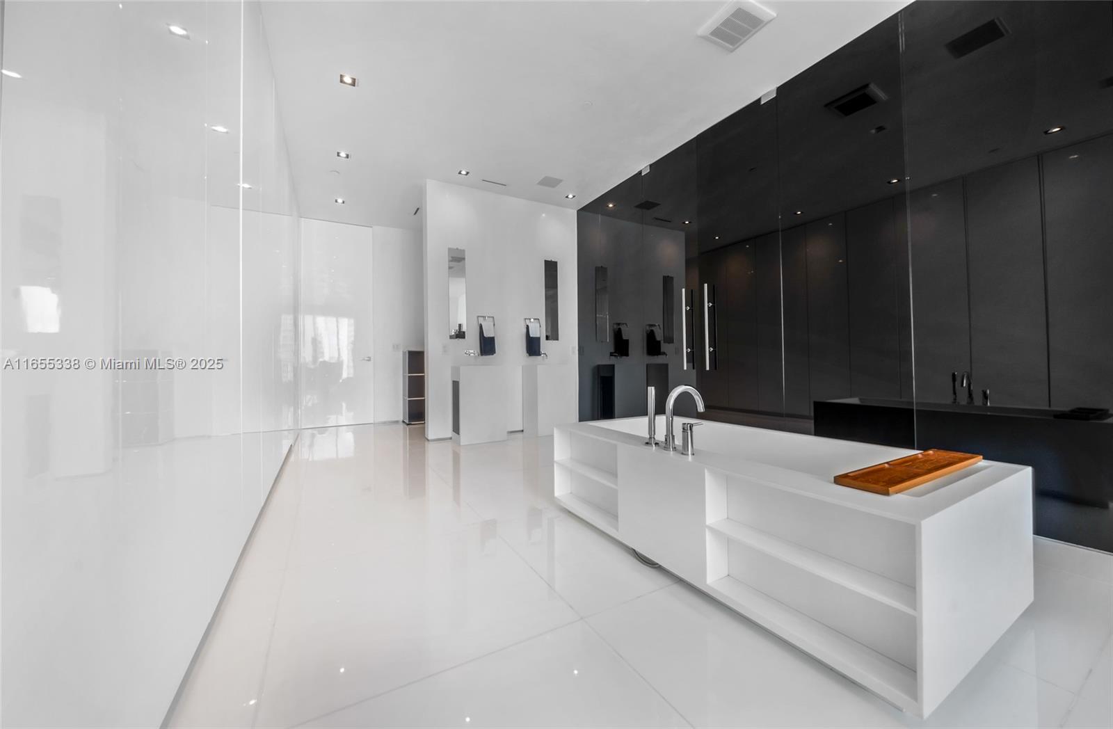 900 Brickell Key Blvd #2603, Miami FL 33131