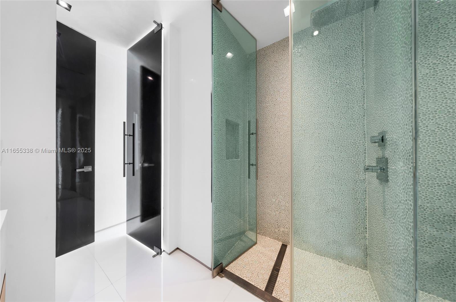 900 Brickell Key Blvd #2603, Miami FL 33131