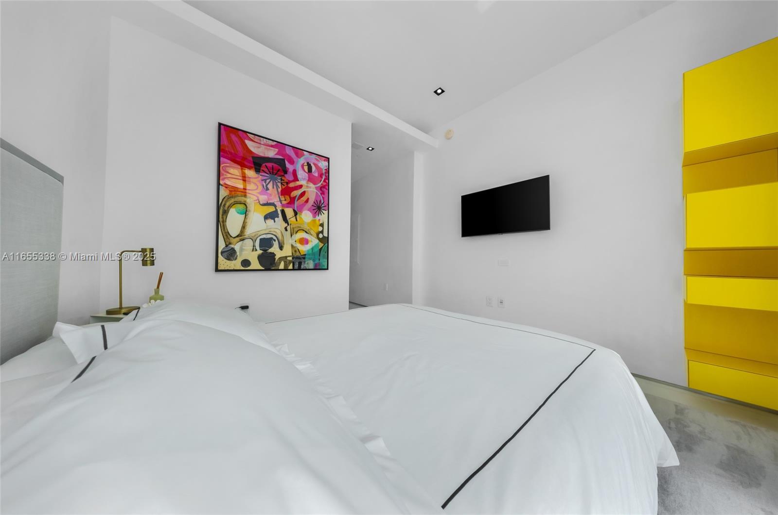 900 Brickell Key Blvd #2603, Miami FL 33131