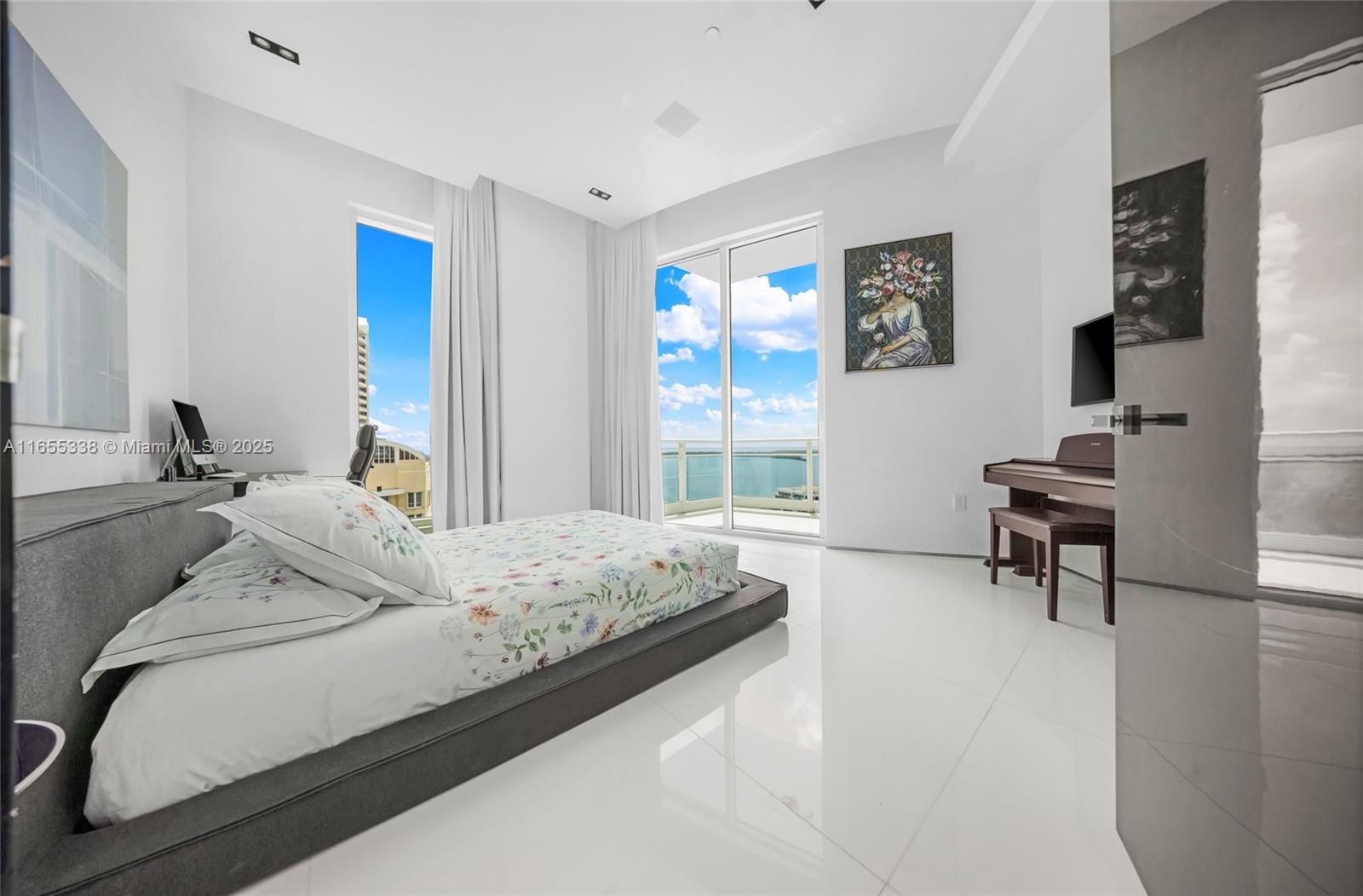 900 Brickell Key Blvd #2603, Miami FL 33131