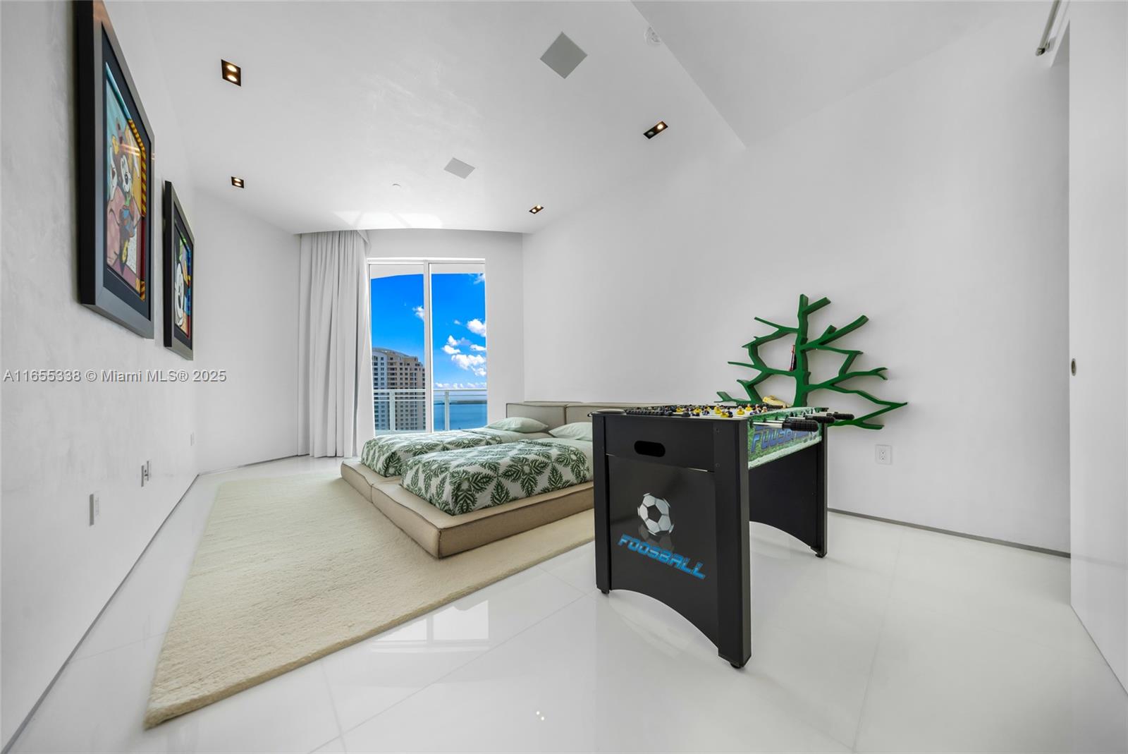 900 Brickell Key Blvd #2603, Miami FL 33131